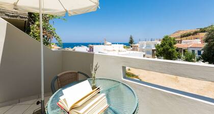 Modern Deluxe Triple Studio – Comfort & Style for Three