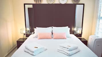 高级双人房或双床房 | 埃及棉床单、高档床上用品、羽绒被、加厚床垫