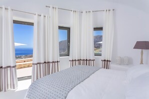 5 chambres, fer et planche à repasser, Wi-Fi gratuit, draps fournis