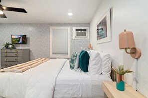 1 bedroom, desk, iron/ironing board, free WiFi