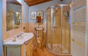 Bathroom - Agriturismo Il Moraiolo (Loro Ciuffenna)