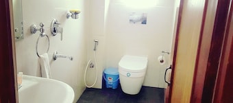 Hotel Amrit Regency