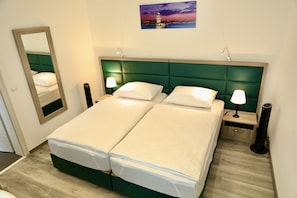 1 Schlafzimmer, Zimmersafe, Bügeleisen/Bügelbrett, WLAN