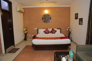 Executive Studio Suite | Soundproofing, free WiFi, bed sheets