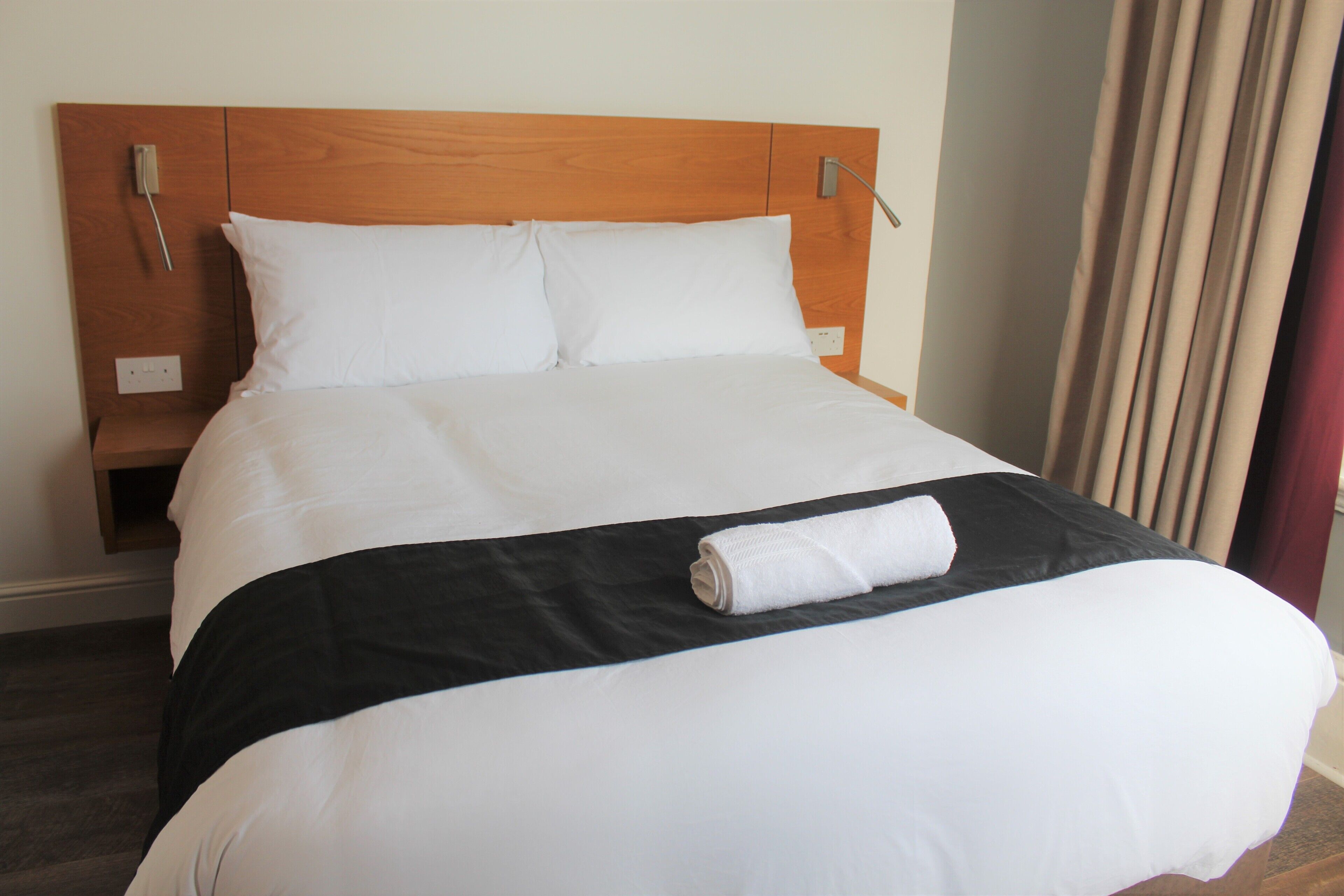 basic apartment | 1 bedroom, desk, iron/ironing board, free wifi