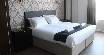 Park Hotel & Apartments