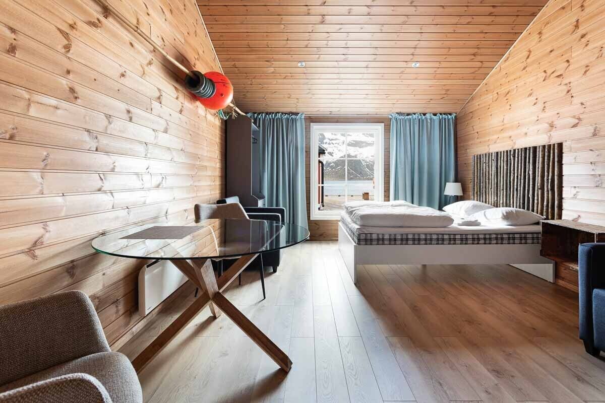 superior cottage, 1 bedroom | living area