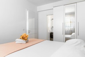 2 Schlafzimmer, Bügeleisen/Bügelbrett, WLAN, Bettwäsche