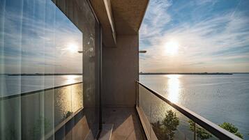 Familielejlighed | Udsigt fra balkon