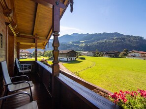 Property grounds - Lovely apartment with balcony and ski storage (Zell am Ziller)