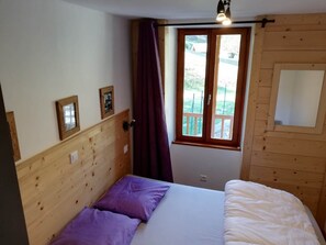 4 chambres, fer et planche Ă repasser, Wi-Fi gratuit