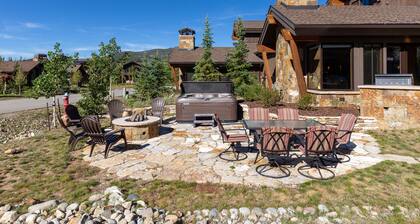 Central to All Ski Areas, Private Hot Tub; Spacious Open Concept