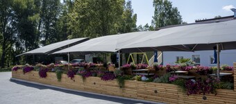 Holzfellas Hotel & Restaurant