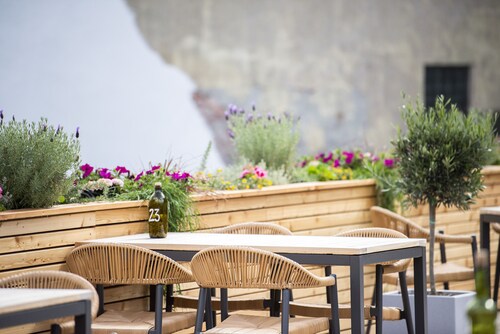 Holzfellas Hotel & Restaurant