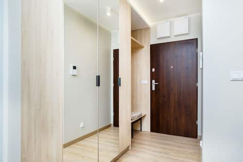Apartament panoràmic | Sala d'estar | Televisor LCD de 40 polzades amb canals per cable i televisor