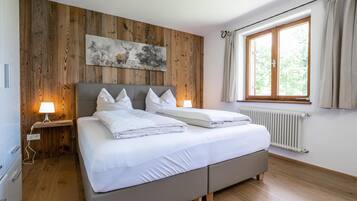 5 chambres, accès à Internet