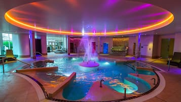 Behandlungsräume für Paare, Sauna, Whirlpool, Dampfbad