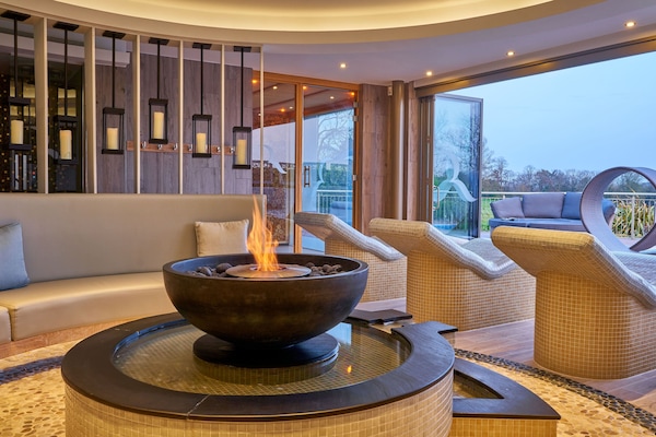 Behandlingsrom for par, badstue, boblebad, dampbad og kroppsbehandlinger