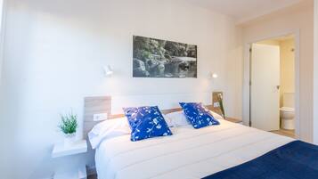 2 slaapkamers, een strijkplank/strijkijzer, wifi, beddengoed