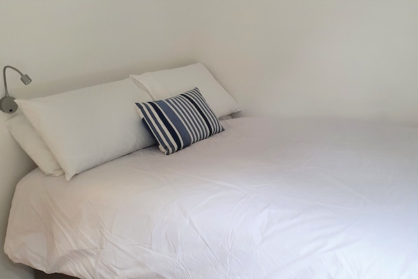 Standard Double Room, 1 King Bed | Blackout drapes, iron/ironing board, free WiFi, bed sheets