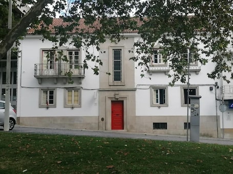 Front of property. Casa Dom Manoel