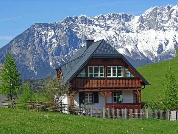 Exterior - Detached chalet in the heart of nature (Großsölk)