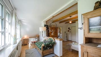 2 bedrooms, internet