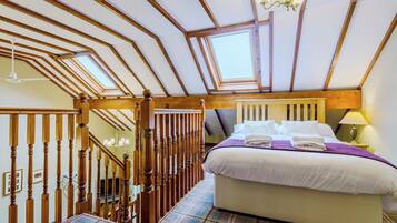 3 bedrooms, free WiFi, bed sheets