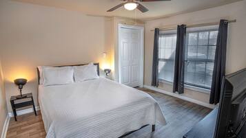 House (3 Bedrooms) | 3 bedrooms, laptop workspace, iron/ironing board, free WiFi