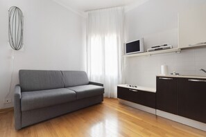 TV, DVD player, stereo