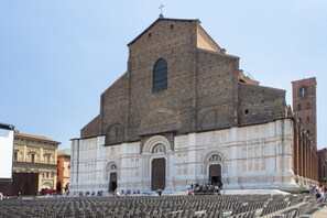 مكان جذب سياحي