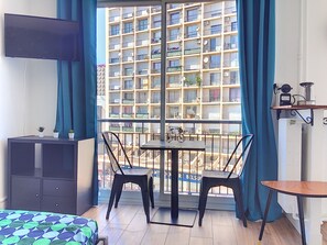 Iron/ironing board, WiFi, bed sheets - Marseille, Vieux-Port, Spacious Studio 13001 (Marseille)