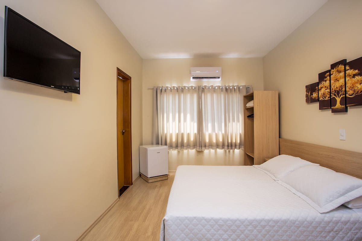 Habitación doble superior | Minibar, escritorio, wifi gratis y ropa de cama
