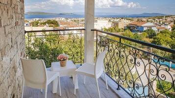 Honeymoon Room | Balcony