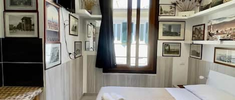 Chambre Simple Ville | Literie de qualité supérieure, couette en duvet d'oie