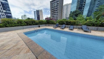Piscina externa