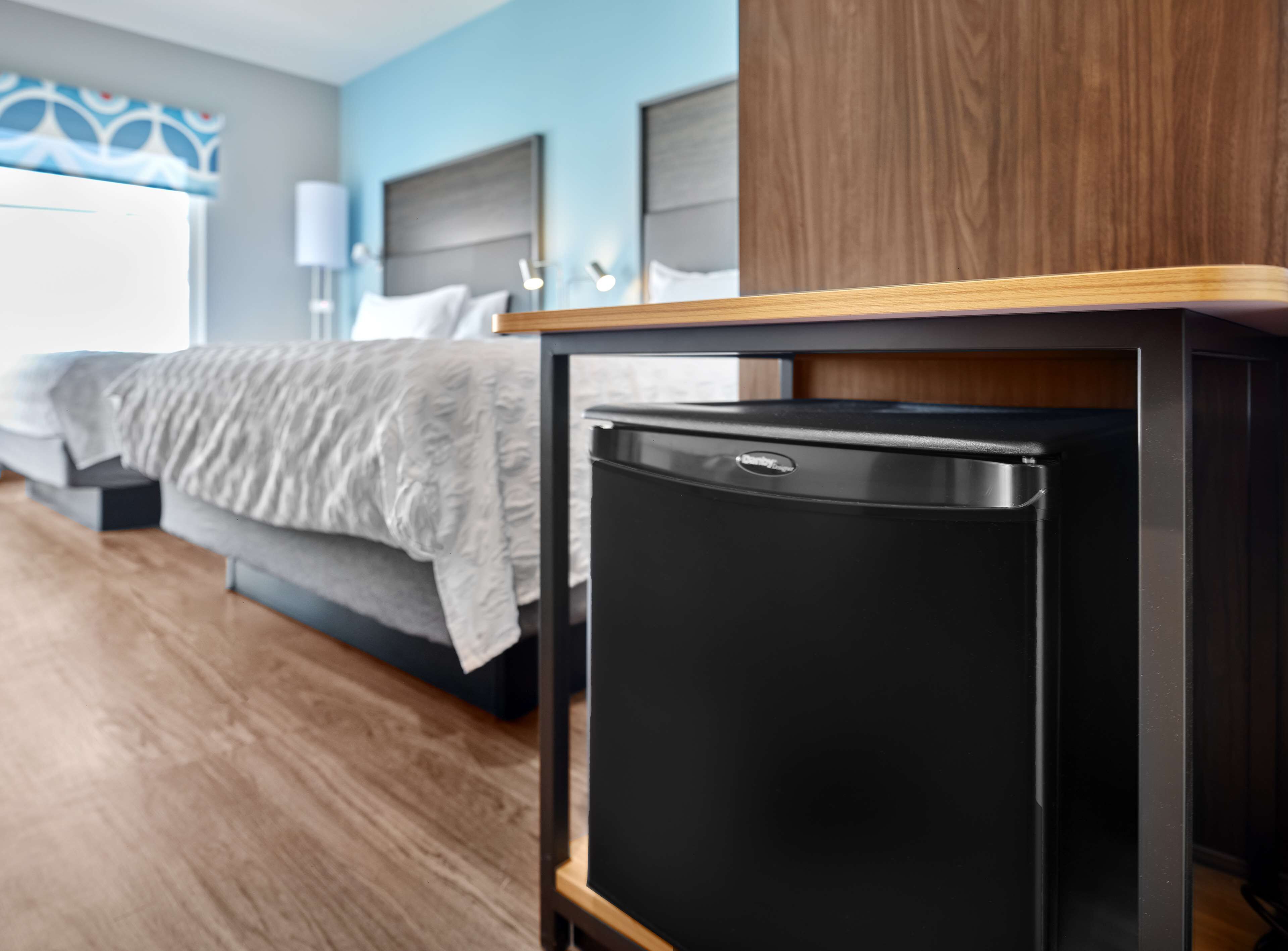 desk, laptop workspace, free wifi, bed sheets