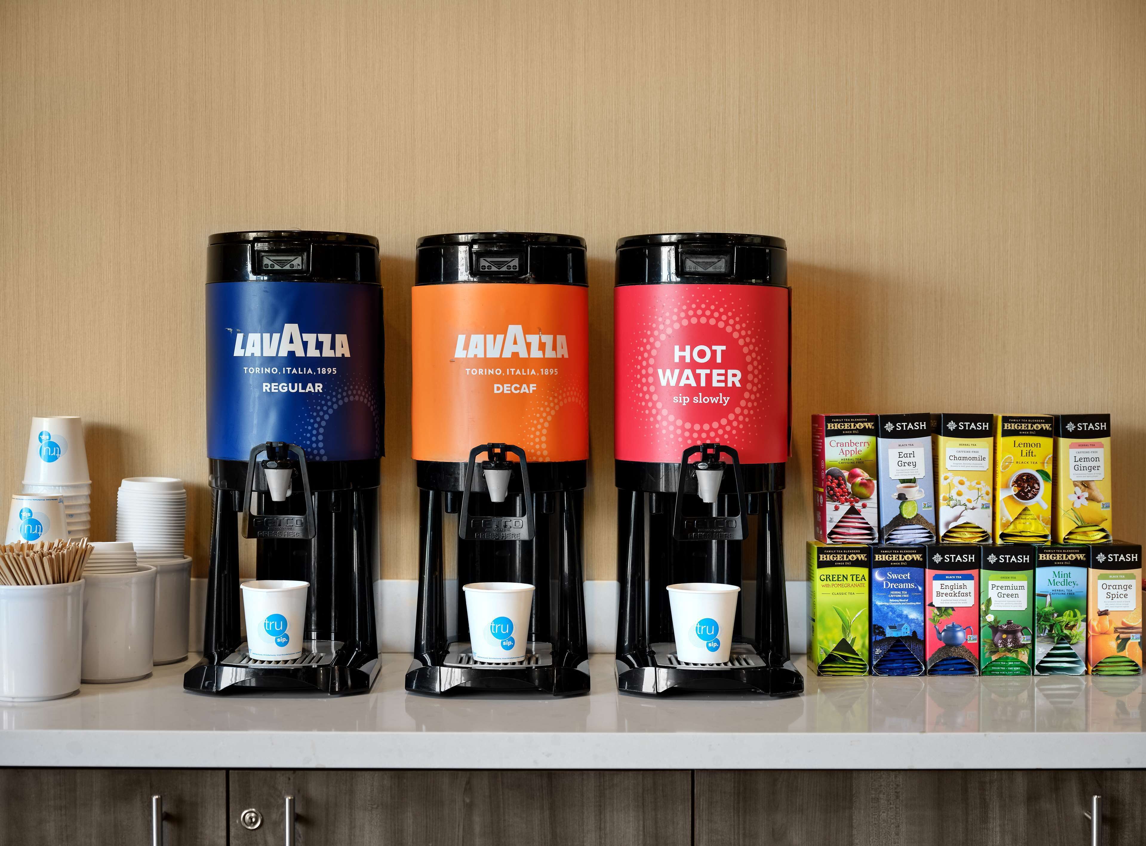 free daily full breakfast