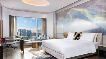 1 bedroom, premium bedding, down comforters, minibar