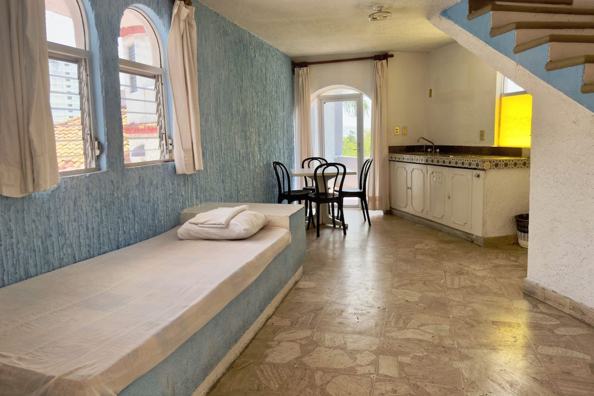Suite estándar | 1 habitación, escritorio, tabla de planchar con plancha y wifi gratis