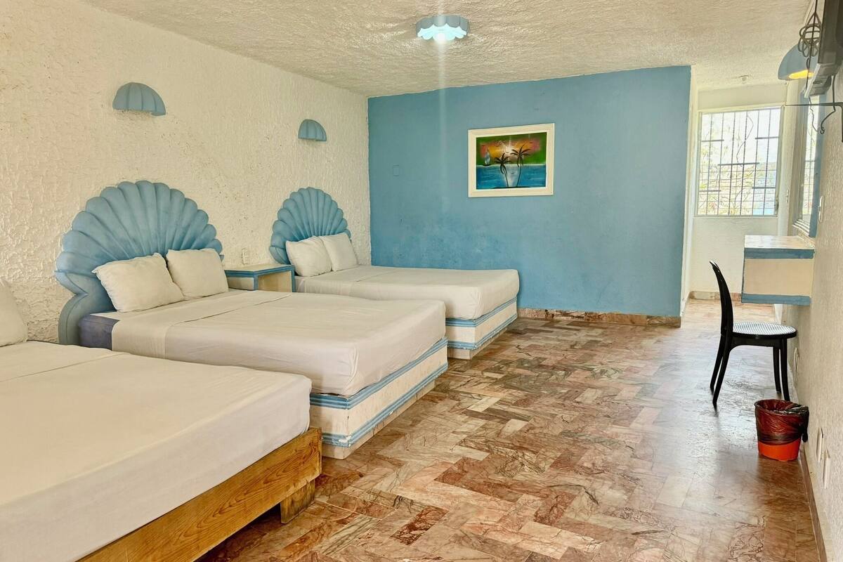 Habitación familiar | 1 habitación, escritorio, tabla de planchar con plancha y wifi gratis
