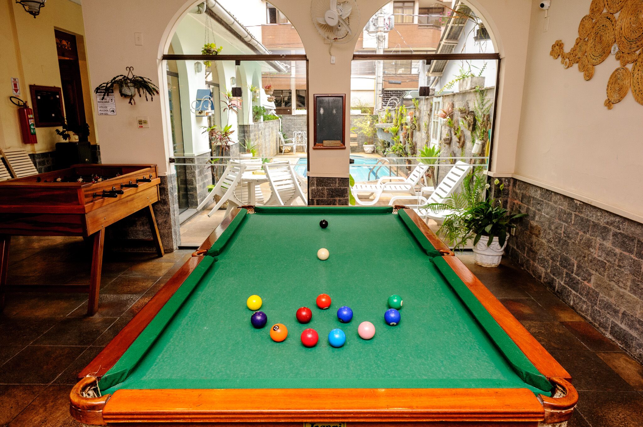 standard double room | games room