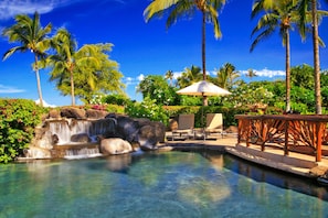 Outdoor pool, an infinity pool