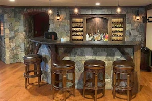 Bar (en la propiedad)
