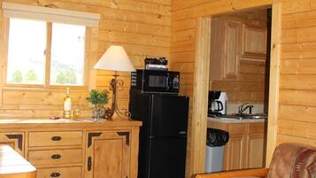 Cabane (Large Cabin) | Coin séjour