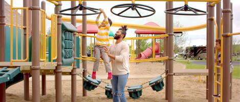 Aire de jeu extérieure pour enfants