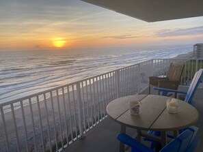 Wake up where the ocean meet the sky.