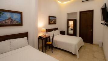 Quarto casal | Wi-Fi de cortesia, roupa de cama