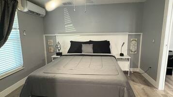 1 bedroom, iron/ironing board, free WiFi