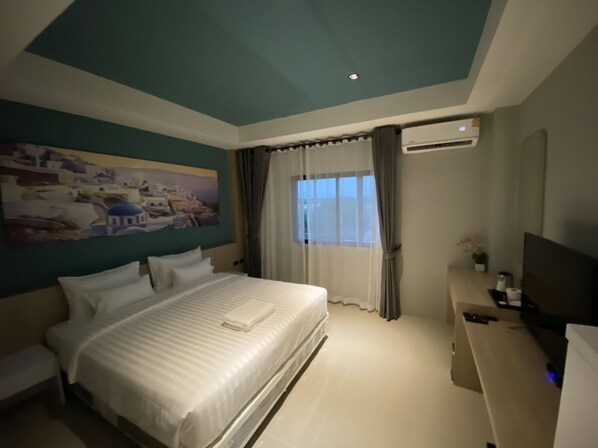 Basic Single Room | Free WiFi, bed sheets